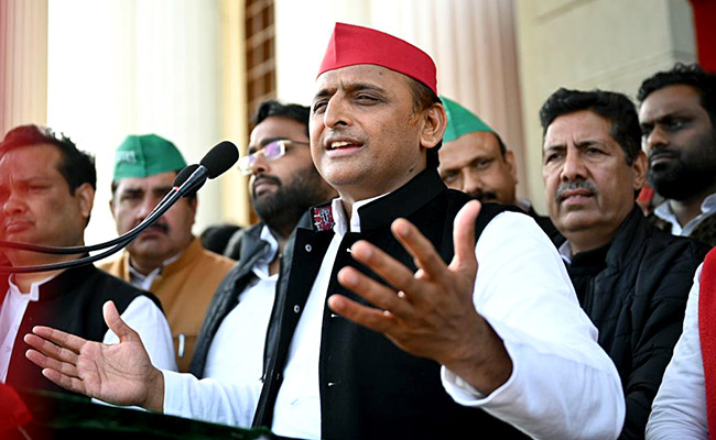 "BJP's Faulty Policies Behind Rising Unemployment", Says Akhilesh Yadav