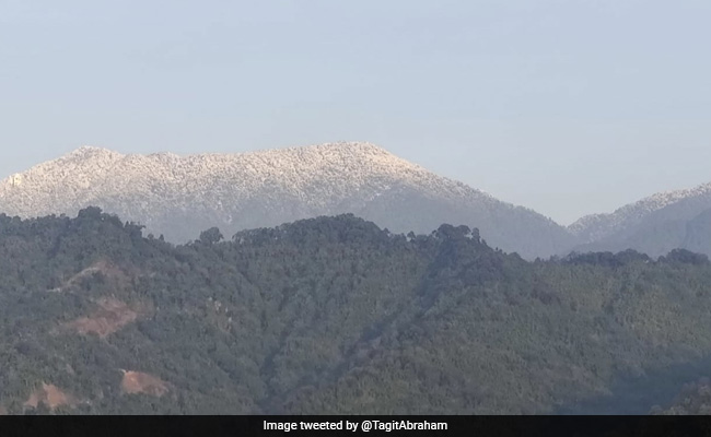 Snowfall After 34 Years In Arunachal's Daria Hill: Report