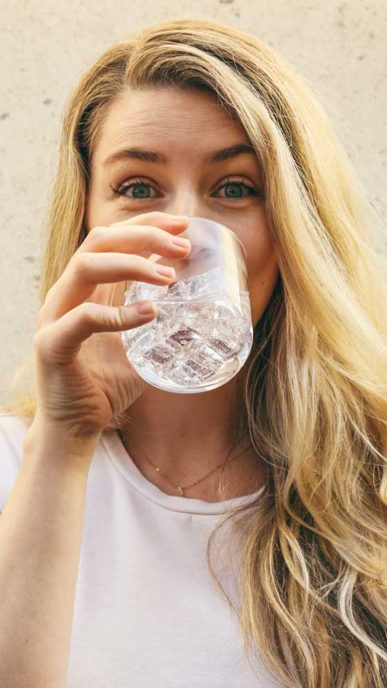 Alkaline Water: Health Benefits & How To Make - Vimarsana News