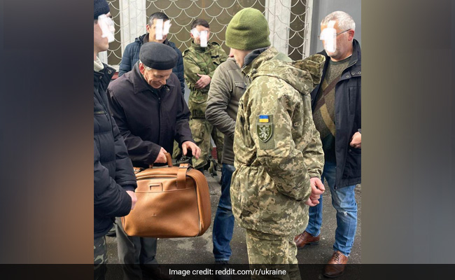 This 80-Year-Old Wants To Join The Ukrainian Army For His Grandchildren