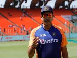 IPL 2022, CSK vs KKR: शास्त्री ने दी कप्तान जडेजा को अहम सलाह, क्या सीएसके मैनेजमेंट मानेगा बात IPL 2022, CSK vs KKR: शास्त्री ने दी कप्तान जडेजा को अहम सलाह, क्या सीएसके मैनेजमेंट मानेगा बात