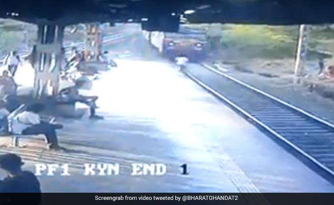 Mumbai Man Jumps In Front Of Train With Child Who Survives