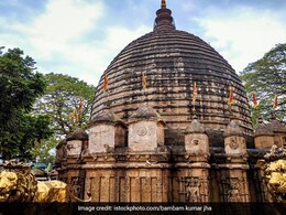 देवी के 51 शक्ति पीठ में से एक है कामाख्या मंदिर, साल में 3 दिन पुरुषों का प्रवेश होता है वर्जित, जानिए क्या है इसका कारण