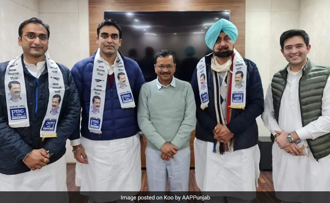 Punjab Elections: Congress Leader Jagmohan Singh Kang Joins Aam Aadmi Party