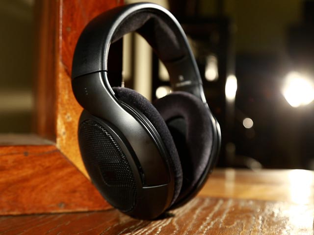 Sennheiser HD 400 Pro: Masters of the Audio Game?
