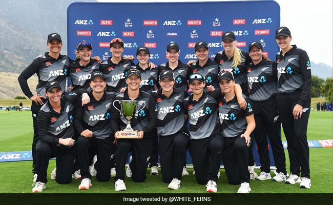 Suzie Bates Sophie Devine Shine As New Zealand Women Beat India In One-Off T20I