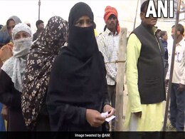 UP विधानसभा चुनाव के 5वें चरण में 55.7% वोटिंग, पिछली बार से 2.7 फीसदी कम रहा UP विधानसभा चुनाव के 5वें चरण में 55.7% वोटिंग, पिछली बार से 2.7 फीसदी कम रहा