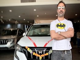 Actor Ranvir Shorey Brings Home A Brand-New Mahindra XUV700 Actor Ranvir Shorey Brings Home A Brand-New Mahindra XUV700