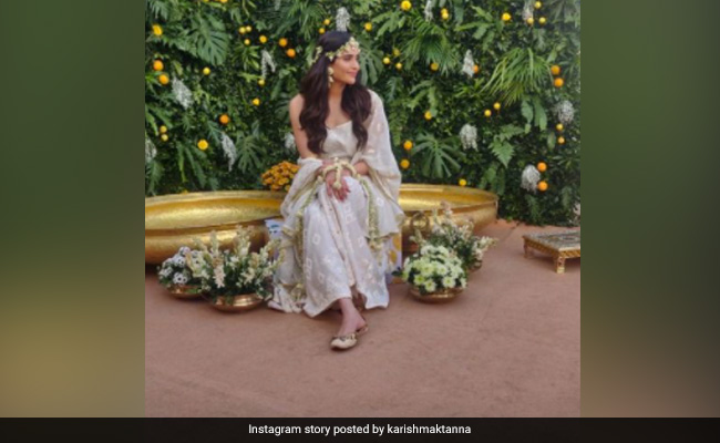 Inside Karishma Tanna's <i>Haldi</i> Ceremony. The Bride-To-Be Wore White