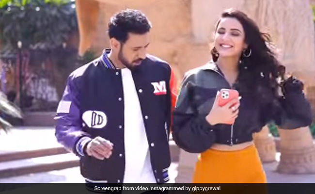 गिप्पी ग्रेवाल ने जैस्मिन भसीन को कहा मोटी तो देखिए एक्ट्रेस ने क्या दिया जवाब