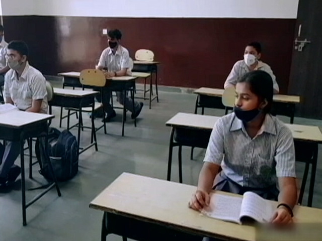 Delhi Schools, Gyms Reopen On Monday, Shorter Night Curfew Too