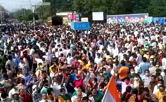 Andhra Pradesh Government Employees Protest Against Pay Revision