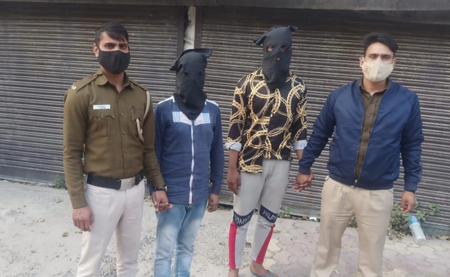 दिल्ली के करोलबाग में लूट की वारदात, विरोध करने पर सिर पर पत्थर मारकर की हत्या, 2 गिरफ्तार