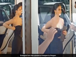 फरहान-शिबानी की वेडिंग पार्टी में चार चांद लगाने आईं SRK की बेटी, सुहाना खान को देख फैंस बोले- आंखों में तेरी अजब सी अदाएं हैं फरहान-शिबानी की वेडिंग पार्टी में चार चांद लगाने आईं SRK की बेटी, सुहाना खान को देख फैंस बोले- आंखों में तेरी अजब सी अदाएं हैं