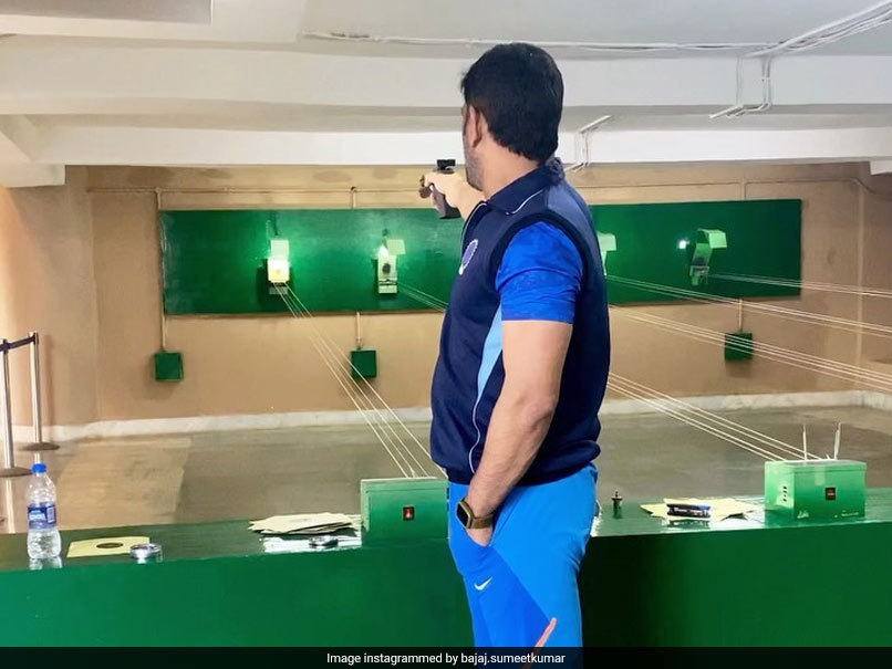 Watch: MS Dhoni Takes To Shooting, Tennis Ahead Of IPL 2022 Mega Auction