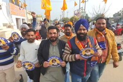 Battleground Punjab: Veteran Vs Political Greenhorn In Badal's Bastion Battleground Punjab: Veteran Vs Political Greenhorn In Badal's Bastion