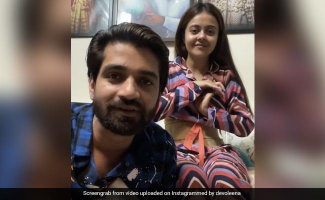 Confirmed. Devoleena Bhattacharjee And Vishal Singh Are Not Engaged