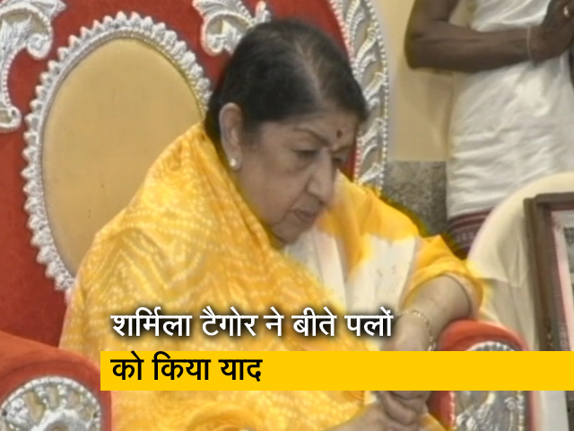 "यह शून्‍य कभी नहीं भरेगा": शर्मिला टैगोर ने लता मंगेशकर के साथ बिताए पलों को किया याद