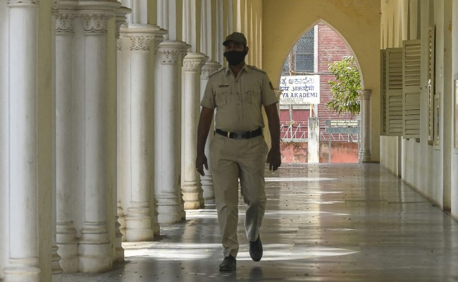 Accused Who Gave Death Threats To Hijab Verdict Judges Taken To Bengaluru