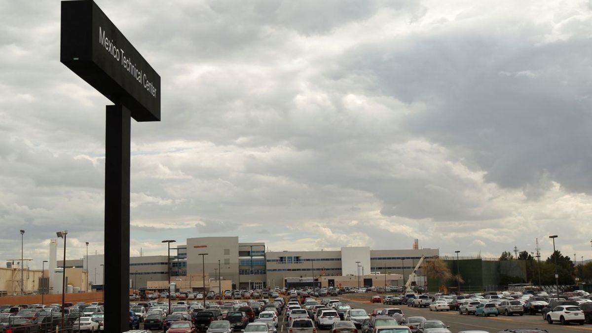 Auto Parts Maker Aptiv Joins Rivals To Flag Earnings Hit From China Lockdowns