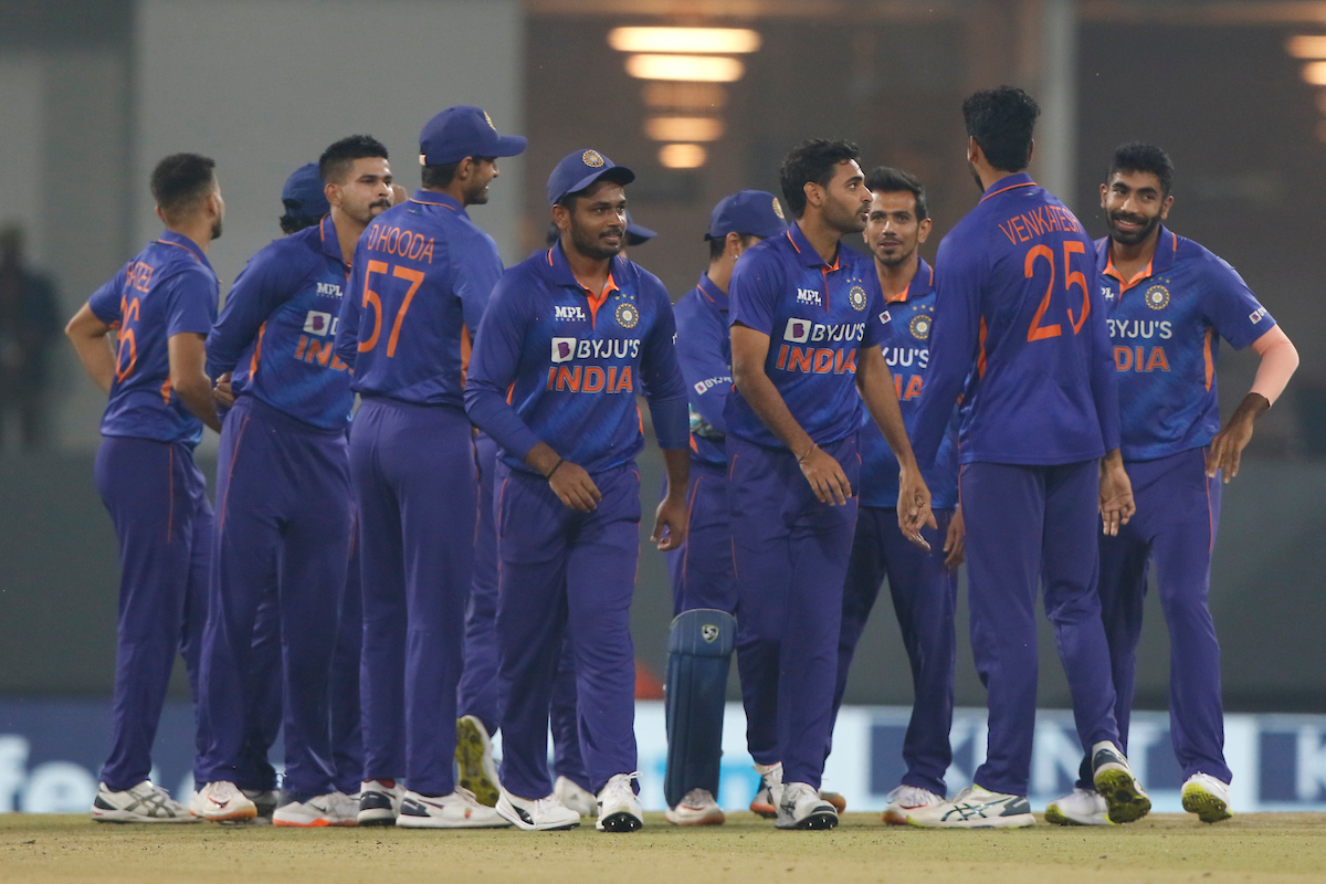 IND vs SL, 2nd T20: धर्मशाला में श्रृंखला जीतने के लिए मैदान में उतरेगी रोहित सेना, श्रीलंका वापसी के लिए बेकरार