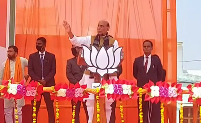 At BJP Rally In UP, Rajnath Singh Faces Angry Slogans Over Jobs