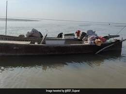 BSF Seizes 7 Abandoned Pak Fishing Boats Near Kutch In Gujarat BSF Seizes 7 Abandoned Pak Fishing Boats Near Kutch In Gujarat
