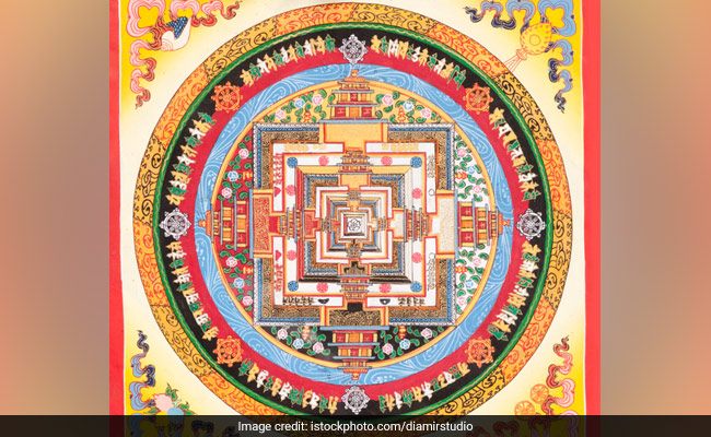 Vastu Tips for New Year 2024: नए साल के पहले दिन घर लें आएं ये शुभ चीजें, साल भर बरसती रहेगी मां लक्ष्मी की कृपा