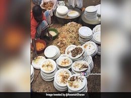 IAS ने शेयर की शादी में बर्बाद खाने की Photo, कहा- वो तस्वीर जो वेडिंग फोटोग्राफर लेना भूल गया IAS ने शेयर की शादी में बर्बाद खाने की Photo, कहा- वो तस्वीर जो वेडिंग फोटोग्राफर लेना भूल गया