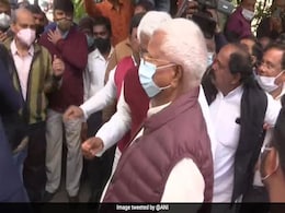 चारा घोटाले के 5वें मामले में भी दोषी लालू यादव को पहली रात नहीं आई नींद, रिम्स वार्ड में बदलते रहे करवटें चारा घोटाले के 5वें मामले में भी दोषी लालू यादव को पहली रात नहीं आई नींद, रिम्स वार्ड में बदलते रहे करवटें