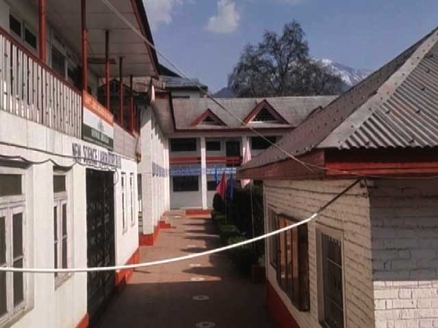 In J&K, A Drive To Upgrade Primary Schools After Long Closure