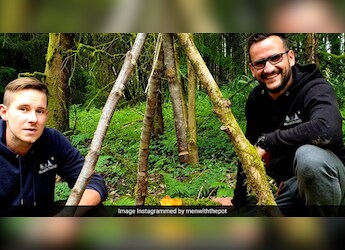 Wow! This Blogger Duo Makes Fancy Food In The Forest With Zero Electricity