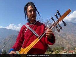 अरुणाचल के कलाकार ने जीता लोगों का दिल, CM खांडू ने भी शेयर किया वीडियो अरुणाचल के कलाकार ने जीता लोगों का दिल, CM खांडू ने भी शेयर किया वीडियो