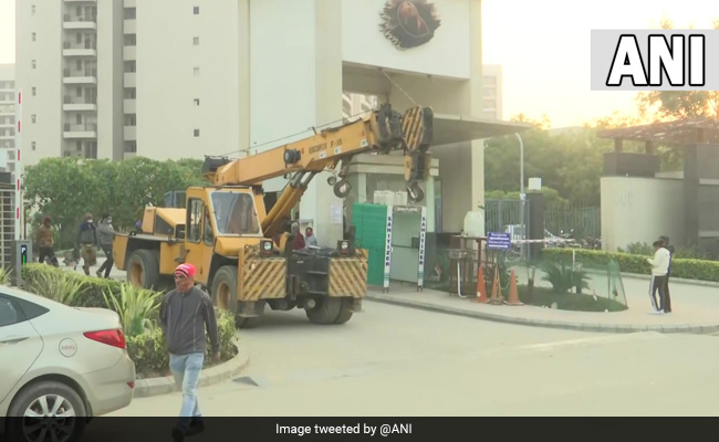 In Gurgaon Apartment Building Collapse That Killed 2, Grave New Charges