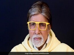 Amitabh Bachchan, Yellow Glasses And <i>Beatles</i> Song Is The Mood This Weekend. See Pic Amitabh Bachchan, Yellow Glasses And <i>Beatles</i> Song Is The Mood This Weekend. See Pic