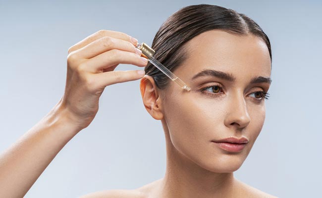 5 Facial Oils For Nourished And Radiant Glowing Skin
