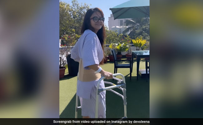 <i>Bigg Boss 15</i>: After Surgery, Devoleena Bhattacharjee Reveals Injury "Shattered" Her Confidence