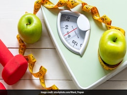 Weight Loss: एक्सरसाइज या डाइट, जानिए एक्सपर्ट किसे मानते हैं वजन कम करने का बेहतर तरीका  Weight Loss: एक्सरसाइज या डाइट, जानिए एक्सपर्ट किसे मानते हैं वजन कम करने का बेहतर तरीका