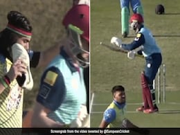 बोल्ड करने के बाद गेंदबाज ने जूते को फोन बनाकर किया सेलिब्रेट, साथी बल्लेबाज ने यूनिक अंदाज में लिया बदला- Video बोल्ड करने के बाद गेंदबाज ने जूते को फोन बनाकर किया सेलिब्रेट, साथी बल्लेबाज ने यूनिक अंदाज में लिया बदला- Video