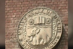 DU Reopening: Calls For Online Classes Among Final-Year UG, PG Students Grow Louder DU Reopening: Calls For Online Classes Among Final-Year UG, PG Students Grow Louder