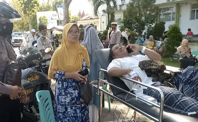 2 Dead As 6.2-Magnitude Earthquake Jolts Indonesia's Sumatra