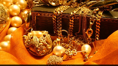 Mumbai Merchant Falls Asleep On Train, Loses Gold Jewellery Worth Rs 5.53 Crore