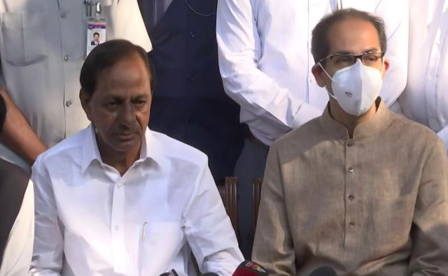 "Low-Grade Politics, Not Hindutva": Uddhav Thackeray, KCR Hit Out At BJP