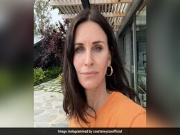 Courteney Cox On Cosmetic Surgery: Didn't Realise I Was Looking "Really Strange" Courteney Cox On Cosmetic Surgery: Didn't Realise I Was Looking "Really Strange"