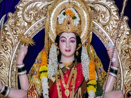 गुप्त नवरात्रि में देवी को प्रसन्न करने के लिए पूजा के समय करें इन मंत्रों का जाप गुप्त नवरात्रि में देवी को प्रसन्न करने के लिए पूजा के समय करें इन मंत्रों का जाप