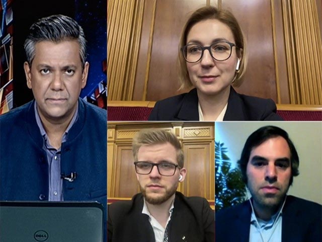 Ukraine On The Edge: US Sanctions Russia, Putin Holds Nuclear Drills