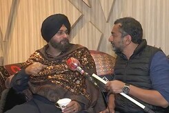 "I Will Be With The Gandhis Till My Last Breath": Congress' Navjot Singh Sidhu To NDTV "I Will Be With The Gandhis Till My Last Breath": Congress' Navjot Singh Sidhu To NDTV