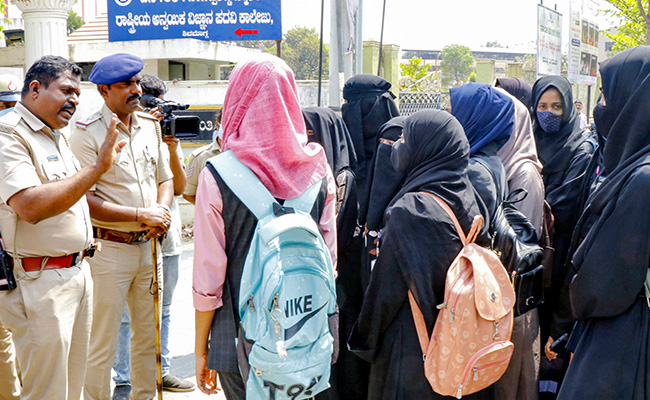 'Say Jai Shri Ram In Roll Calls': Karnataka BJP Leaders Amid Hijab Debate
