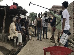 चुनाव, बदलाव और ‘बिस्कुट’- एक छोटी-सी सिने-कथा चुनाव, बदलाव और ‘बिस्कुट’- एक छोटी-सी सिने-कथा