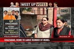 Ghaziabad: Women Voters Turn Out In Large Numbers In UP 1st Phase Polling Ghaziabad: Women Voters Turn Out In Large Numbers In UP 1st Phase Polling